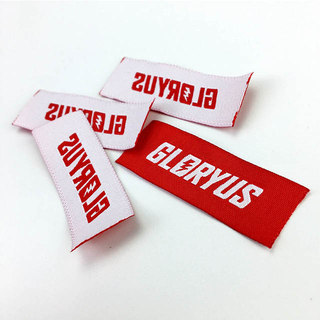 Custom clothing tags with logo made by Shunho packaing solutions
